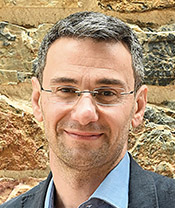 ΣΠΎΡΟΣ ΜΠΛΑΒΟΥΚΟΣ, Καθηγητής του Τμήματος Διεθνών και Ευρωπαϊκών Οικονομικών Σπουδών του ΟΠΑ