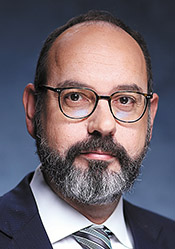 ΗΛΙΑΣ ΛΕΚΚΟΣ, Επικεφαλής Οικονομικής Ανάλυσης και Στρατηγικής της Τράπεζα Πειραιώς