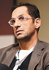 Του ΜΙΧΑΛΗ ΤΣΙΚΝΑΚΗ, CEO του Cosmos | JD Group