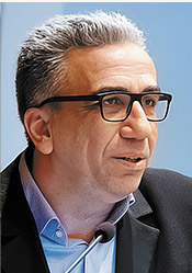 ΙΩΑΝΝΗΣ ΝΙΚΟΛΑΟΥ, Καθηγητή Οργανωσιακής Συμπεριφοράς και Διοίκησης Ανθρώπινου Δυναμικού, Προέδρου του Τμήματος Διοικητικής Επιστήμης και Τεχνολογίας του ΟΠΑ