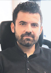 ΓΙΩΡΓΟΣ ΑΡΤΟΠΟΥΛΟΣ Αναπληρωτής Καθηγητής του Ινστιτούτου Κύπρου