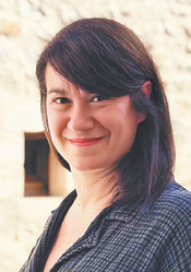 Η ΑΓΙΑΤΙΣ ΜΠΕΝΑΡΔΟΥ, διευθύντρια του Digital Research Infrastructure for the Arts and Humanities (DARIAH ERIC), μιλάει στην «ΟΠΑ News»