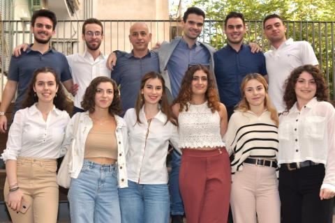 Το Οικονομικό Πανεπιστήμιο Αθηνών βραβεύει τον Εθελοντισμό και τιμά 100 φοιτήτριες και φοιτητές του, για τη συμμετοχή τους στο Πρόγραμμα Κοινωνικής Ευθύνης και Προσφοράς